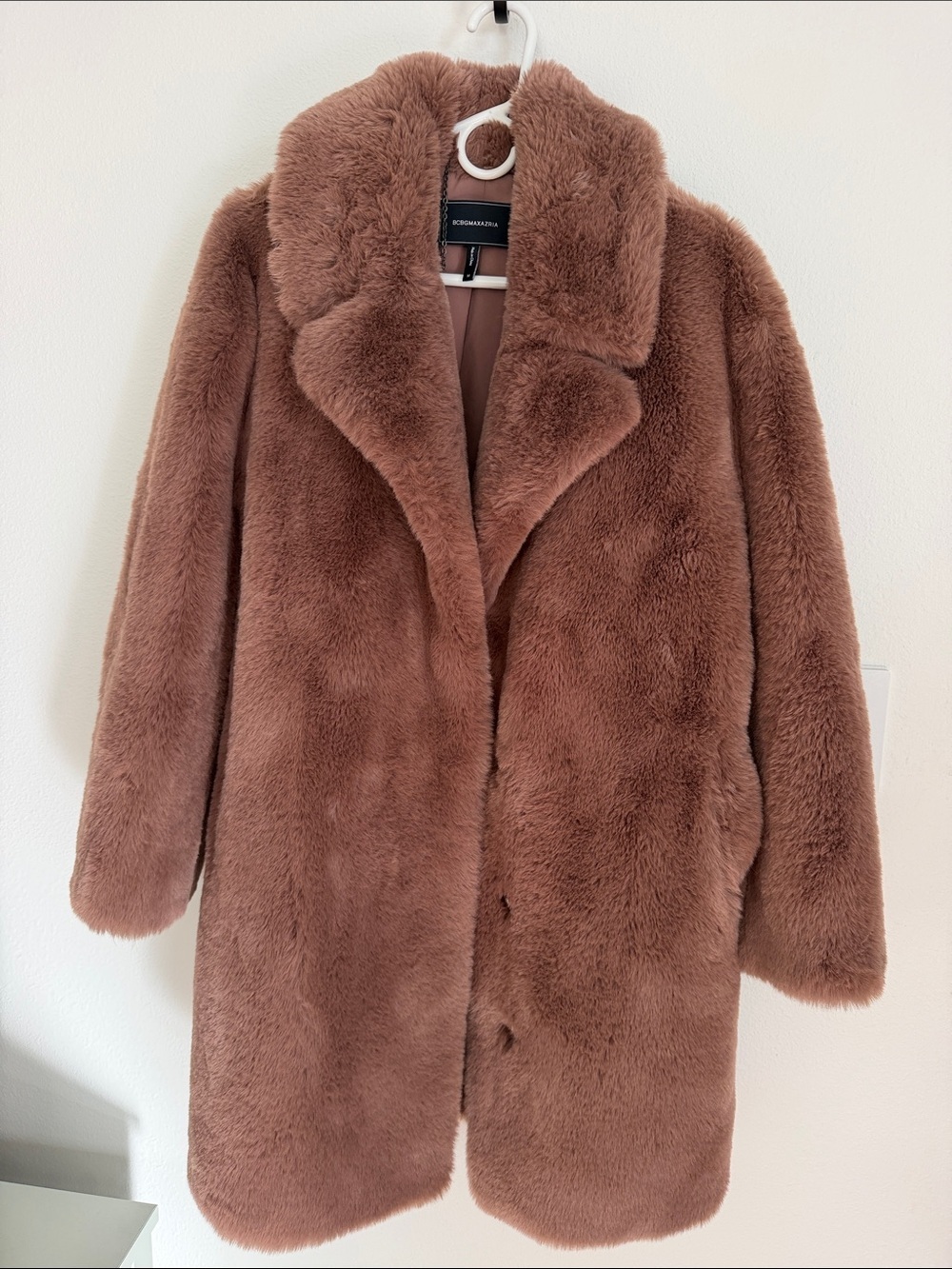 BCBGMAXAZRIA Dusty Rose Teddy Faux Fur Coat - Picture 11 of 13